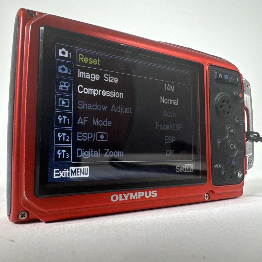 Olympus Tough TG-320 Digital Camera Only‎ - Tested, READ DESCRIPTION